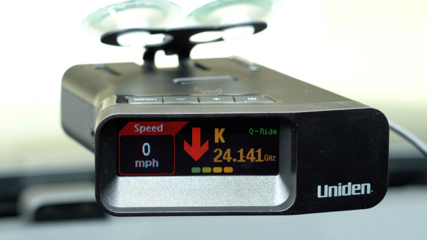 Read more about the article Uniden R7 Radar Detector Review: Enhancing Driving Awareness with Advanced Detection